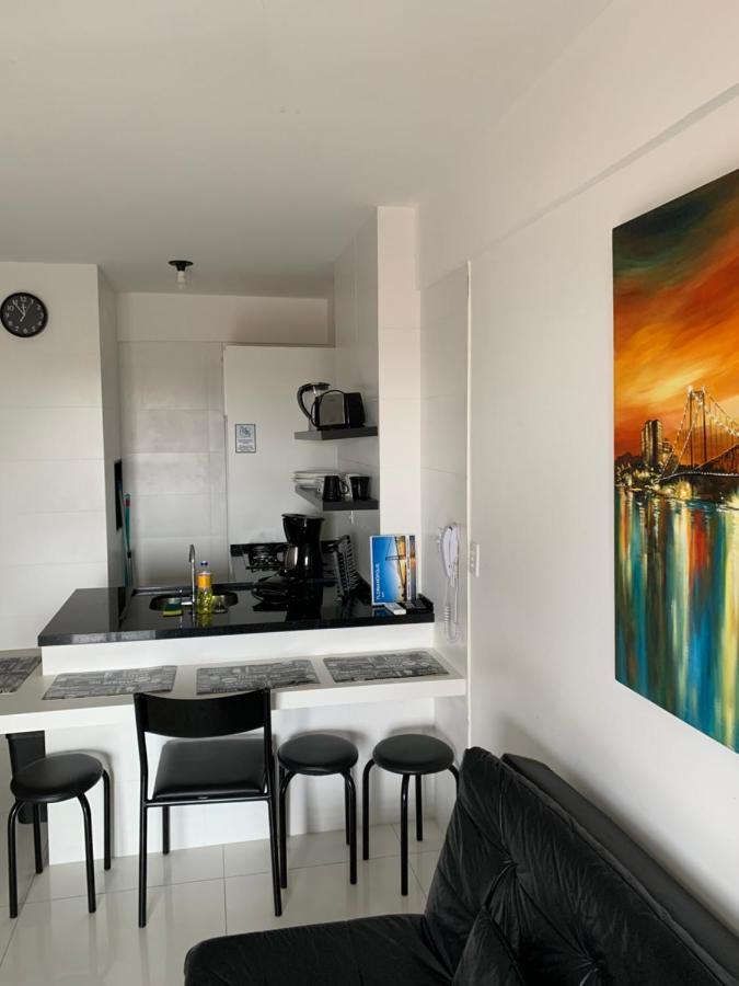 Apartamento Com Vista Do Mar Em Residencial Com Piscina Florianópolis المظهر الخارجي الصورة